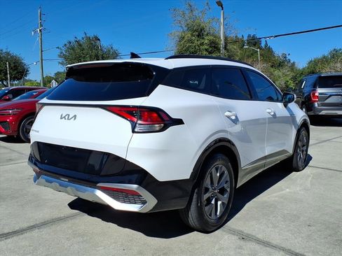 Used 2024 Kia Sportage SX image 8