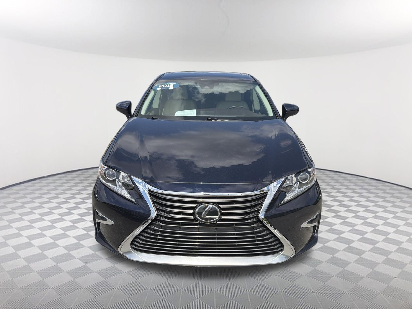 Used 2018 Lexus ES 350 w/ Accessory Package 2 FWD image 2