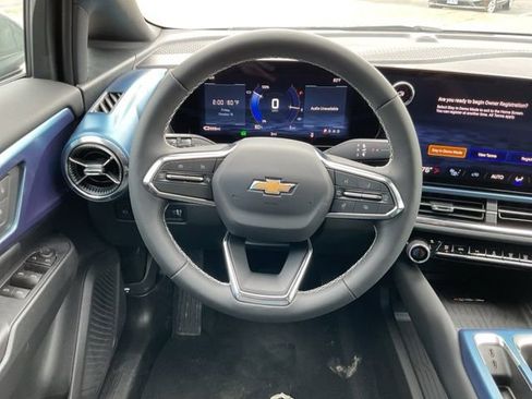 New 2026 Chevrolet Equinox EV LT image 22