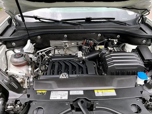 Used 2023 Volkswagen Atlas SEL R-Line AWD/4WD image 31