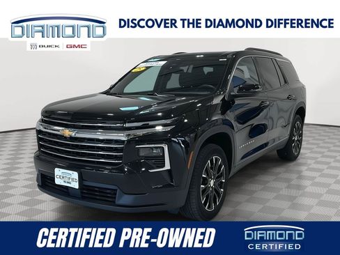 Used 2025 Chevrolet Traverse LT w/ Sun and Wheel Package AWD/4WD image 1