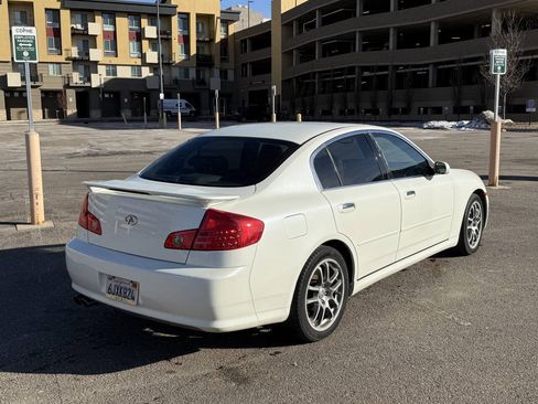 Used 2005 INFINITI G35 Sedan w/ (P01) Premium Pkg A RWD image 7
