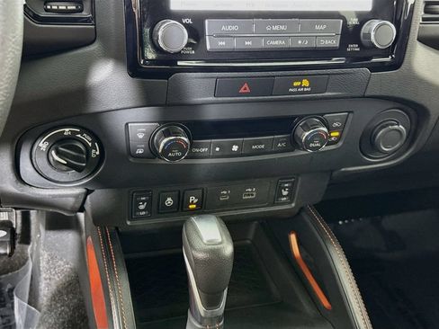 Used 2022 Nissan Frontier PRO-4X AWD/4WD image 8