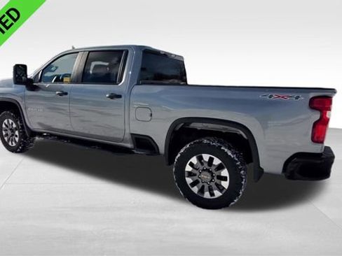 Used 2025 Chevrolet Silverado 2500 Custom w/ Custom Value Package image 7