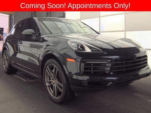 Used 2023 Porsche Cayenne Platinum Edition AWD/4WD image 1