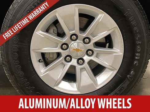 Used 2025 Chevrolet Silverado 1500 LT AWD/4WD image 6