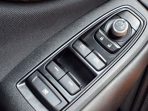 Used 2023 Subaru Outback Premium AWD/4WD image 11