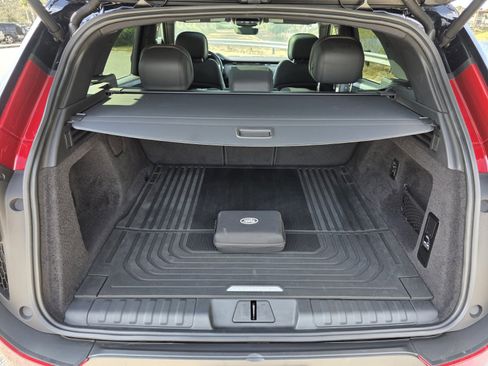 Used 2024 Land Rover Range Rover Sport SE image 15