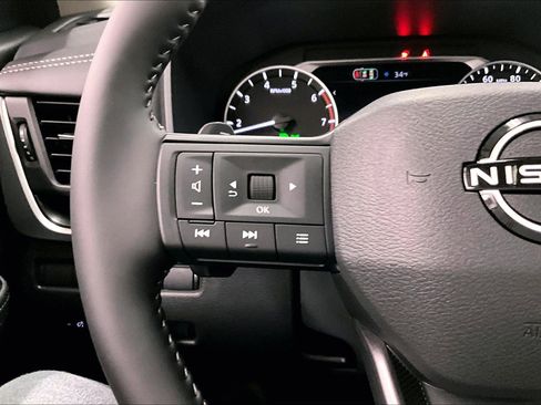 New 2026 Nissan Rogue SV AWD/4WD image 42