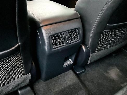 Used 2023 Toyota 4Runner SR5 Premium w/ Moonroof Package AWD/4WD image 30