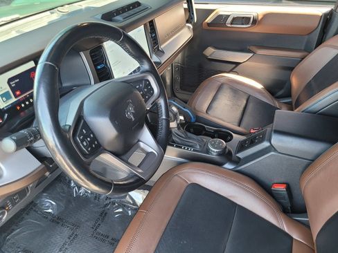 Used 2022 Ford Bronco Outer Banks w/ Sasquatch Package AWD/4WD image 5