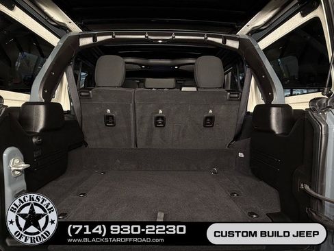Used 2025 Jeep Wrangler Unlimited Rubicon 4xe w/ Safety Group AWD/4WD image 32
