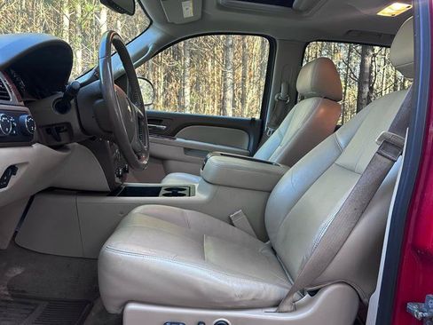 Used 2013 Chevrolet Silverado 1500 LTZ w/ Suspension Package, Off-Road AWD/4WD image 12