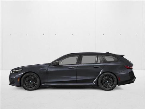 New 2027 BMW M5 Touring w/ M Driver's Package AWD/4WD image 3