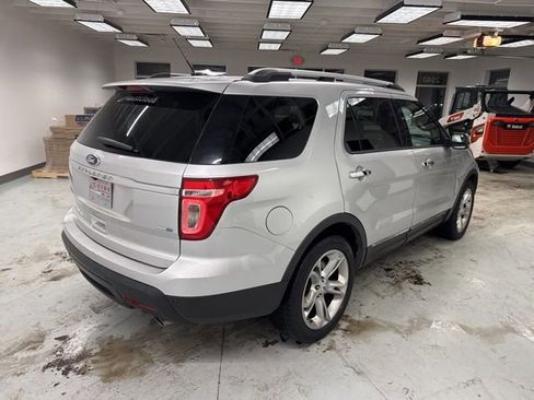 Used 2013 Ford Explorer Limited image 12