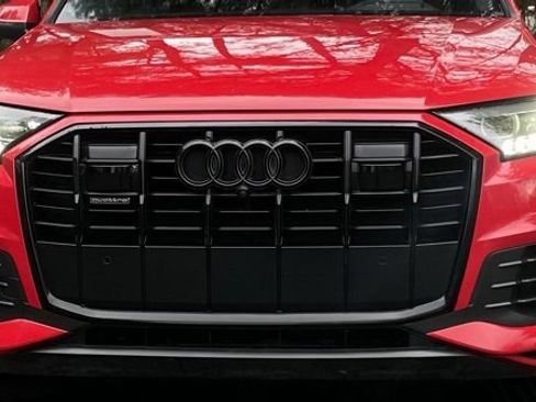 Used 2021 Audi Q7 3.0T Prestige w/ Prestige Package image 3