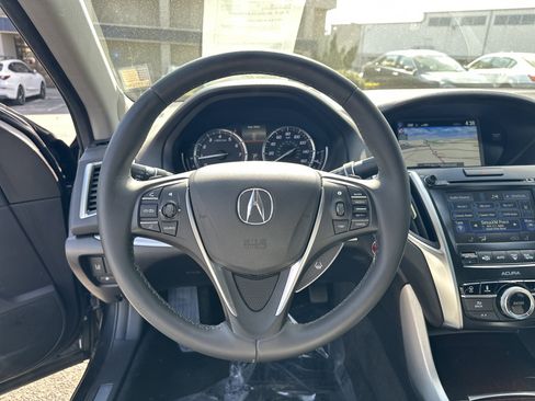 Used 2015 Acura TLX V6 w/ Technology Package FWD image 27