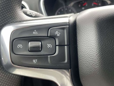 Used 2025 Chevrolet Blazer LT image 16