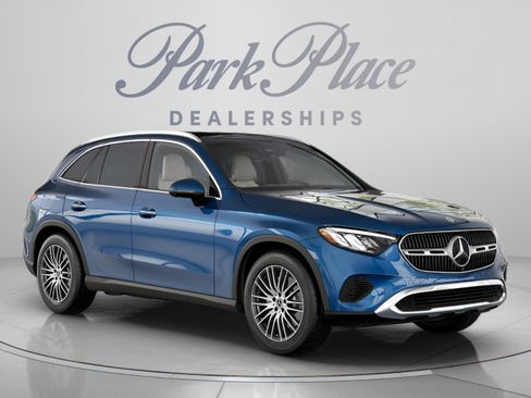 Used 2026 Mercedes-Benz GLC 300 image 32