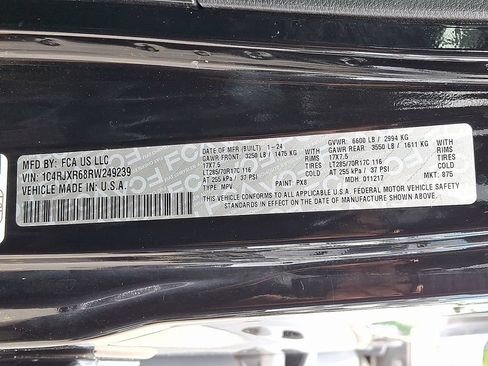 Used 2024 Jeep Wrangler Unlimited Rubicon 4xe AWD/4WD image 19
