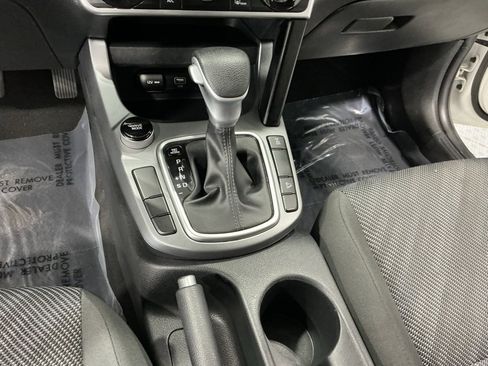 Used 2023 Kia Seltos LX image 18