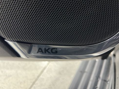 Used 2021 Cadillac Escalade Sport Platinum image 23