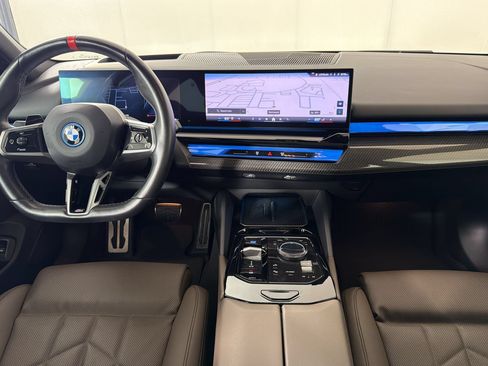 Used 2024 BMW i5 M60 w/ Premium Package AWD/4WD image 17