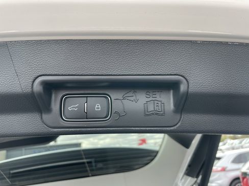 New 2026 Ford Explorer Active image 36