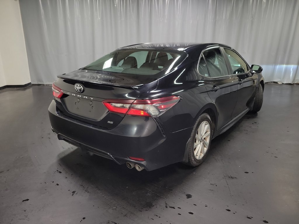 Used 2024 Toyota Camry SE FWD image 8