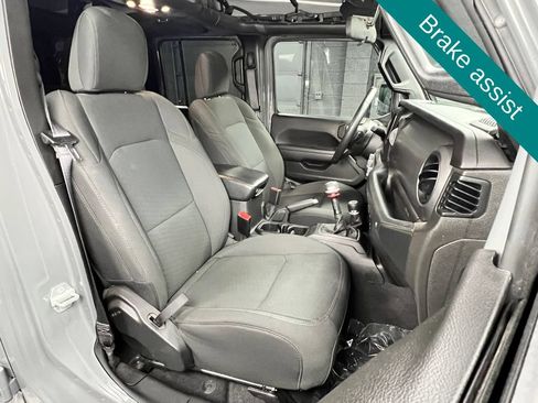 Used 2022 Jeep Wrangler Unlimited Sport AWD/4WD image 8
