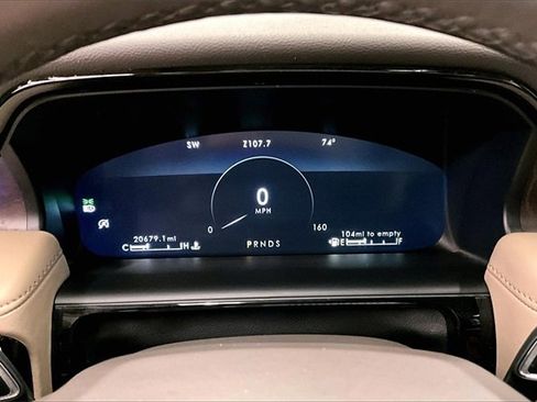 Used 2022 Lincoln Nautilus Reserve w/ Monochromatic Package image 25