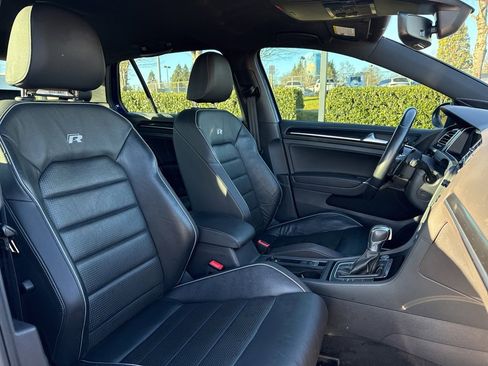 Used 2019 Volkswagen Golf R DCC & Navigation 4Motion image 23