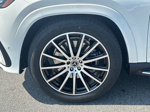 New 2026 Mercedes-Benz GLS 450 4MATIC image 12