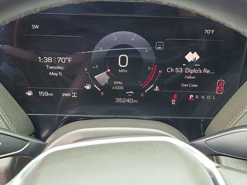 Used 2025 GMC Yukon XL Denali AWD/4WD image 22