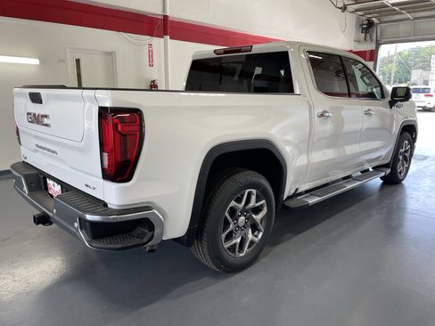 New 2026 GMC Sierra 1500 SLT w/ SLT Premium Plus Package RWD image 4