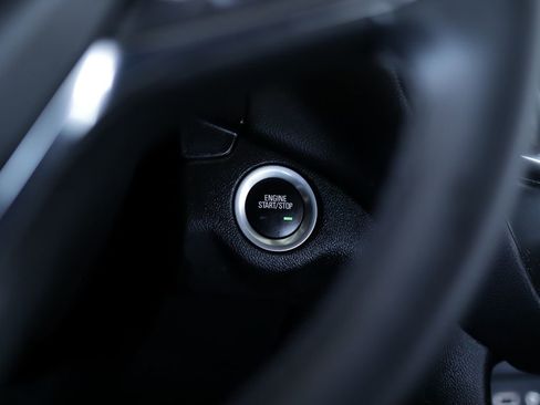 Used 2024 Chevrolet Equinox LT w/ LPO, Floor Liner Package image 16