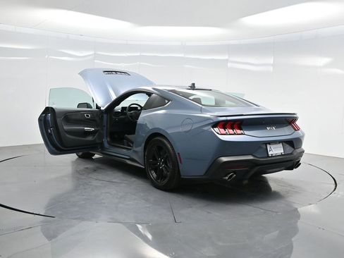 Used 2025 Ford Mustang GT RWD image 36