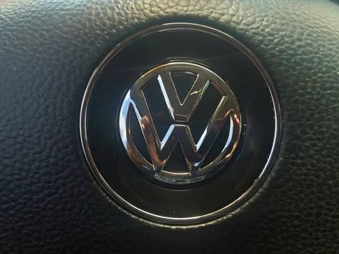 Used 2015 Volkswagen Jetta TDI SEL FWD image 18