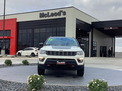 Used 2020 Jeep Compass Trailhawk image 2