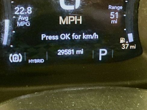 Used 2022 Jeep Wrangler Unlimited Sahara w/ Cold Weather Group AWD/4WD image 19