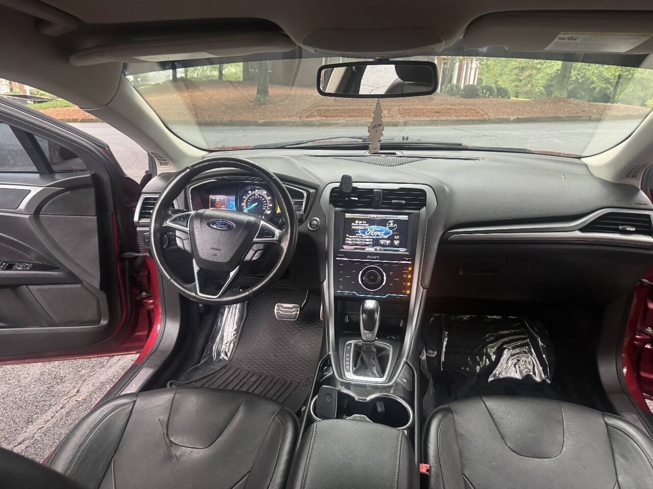 Used 2015 Ford Fusion Titanium FWD image 12