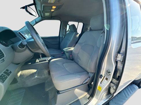 Used 2018 Nissan Frontier SV w/ Value Truck Package RWD image 22