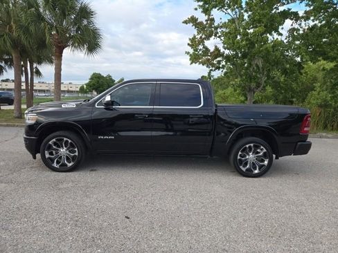 Used 2023 RAM 1500 Limited AWD/4WD image 2