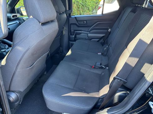 Used 2025 Toyota 4Runner SR5 image 25