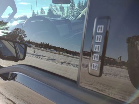 Used 2024 Ford F150 Platinum w/ Equipment Group 702A High image 31