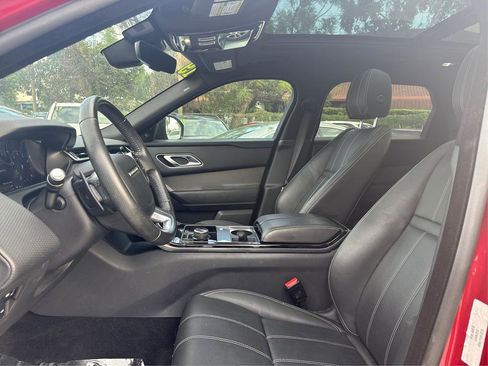 Used 2019 Land Rover Range Rover Velar S image 9