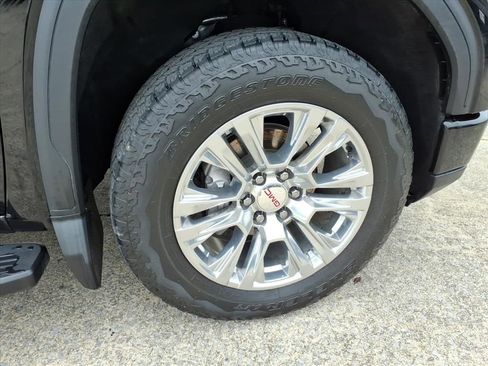 Used 2024 GMC Sierra 1500 Denali image 9