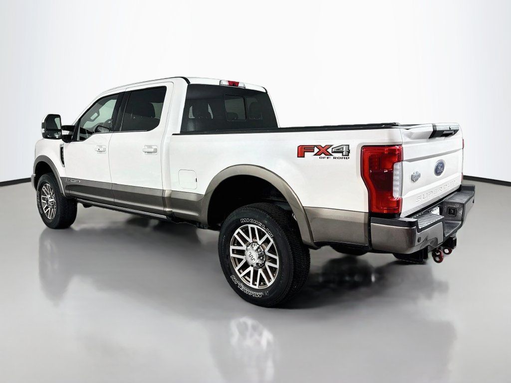 Used 2019 Ford F250 King Ranch w/ King Ranch Ultimate Package AWD/4WD image 8