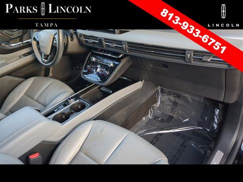 Used 2020 Lincoln Corsair Reserve w/ Equipment Group 201A image 10