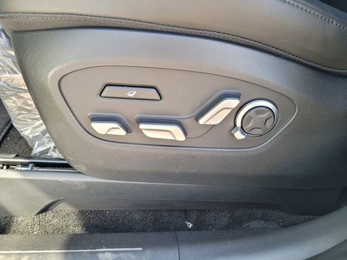 New 2026 Hyundai Ioniq 9 Calligraphy AWD/4WD image 12